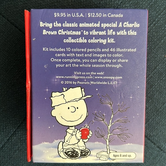 A Charlie Brown Christmas boxed book set  and coloring kit - Picture 12 of 13